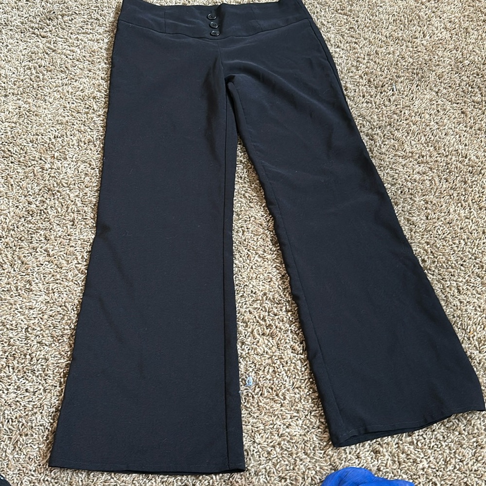 Women’s pull-on slacks